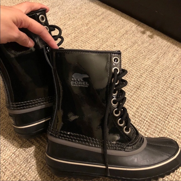 sorel patent leather boots